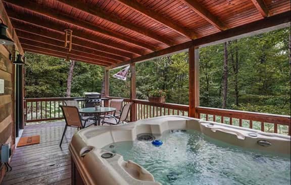 Deerview (Hocking Hills, OH)